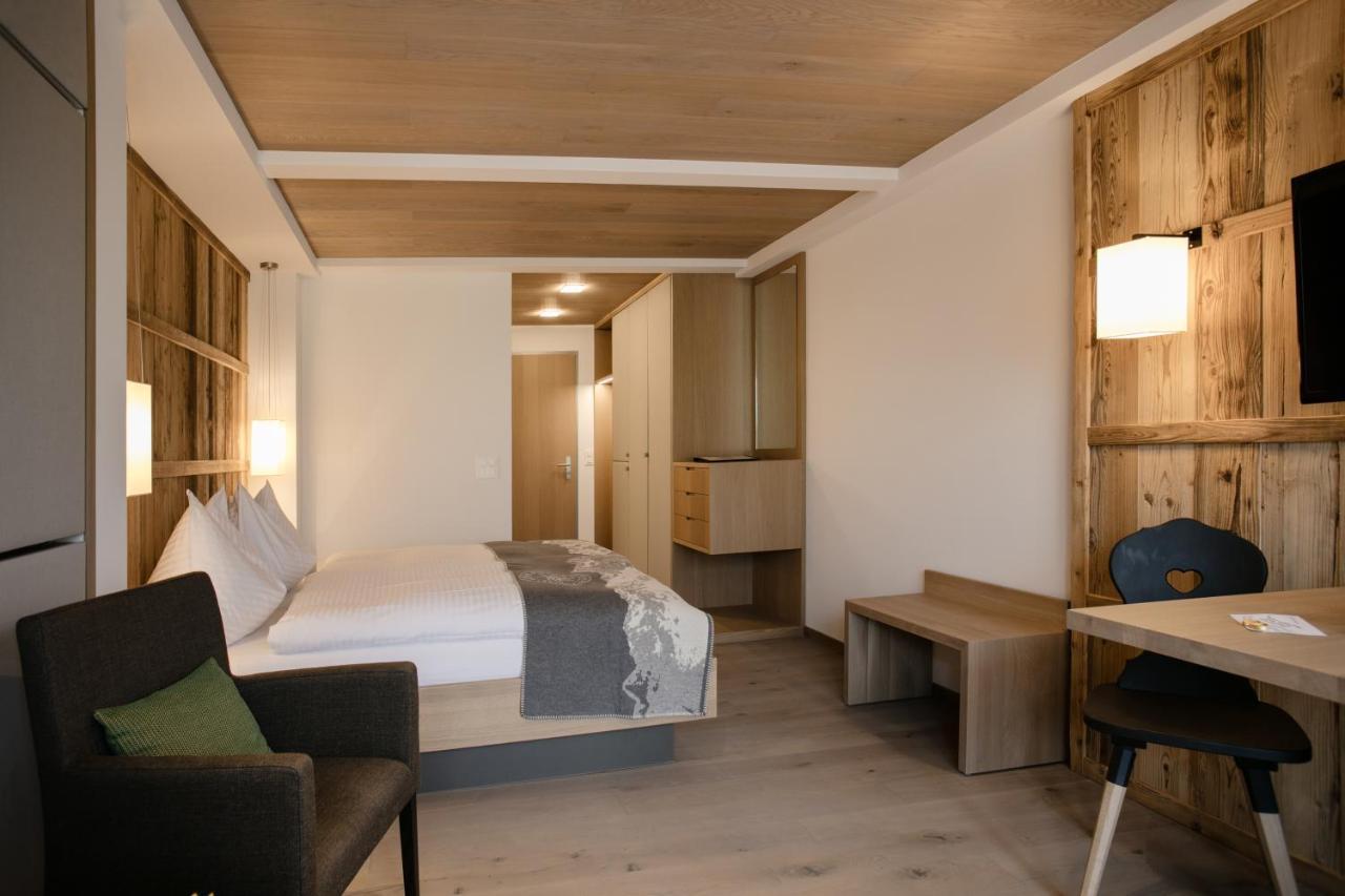 Adler Adelboden Hotel Exterior foto
